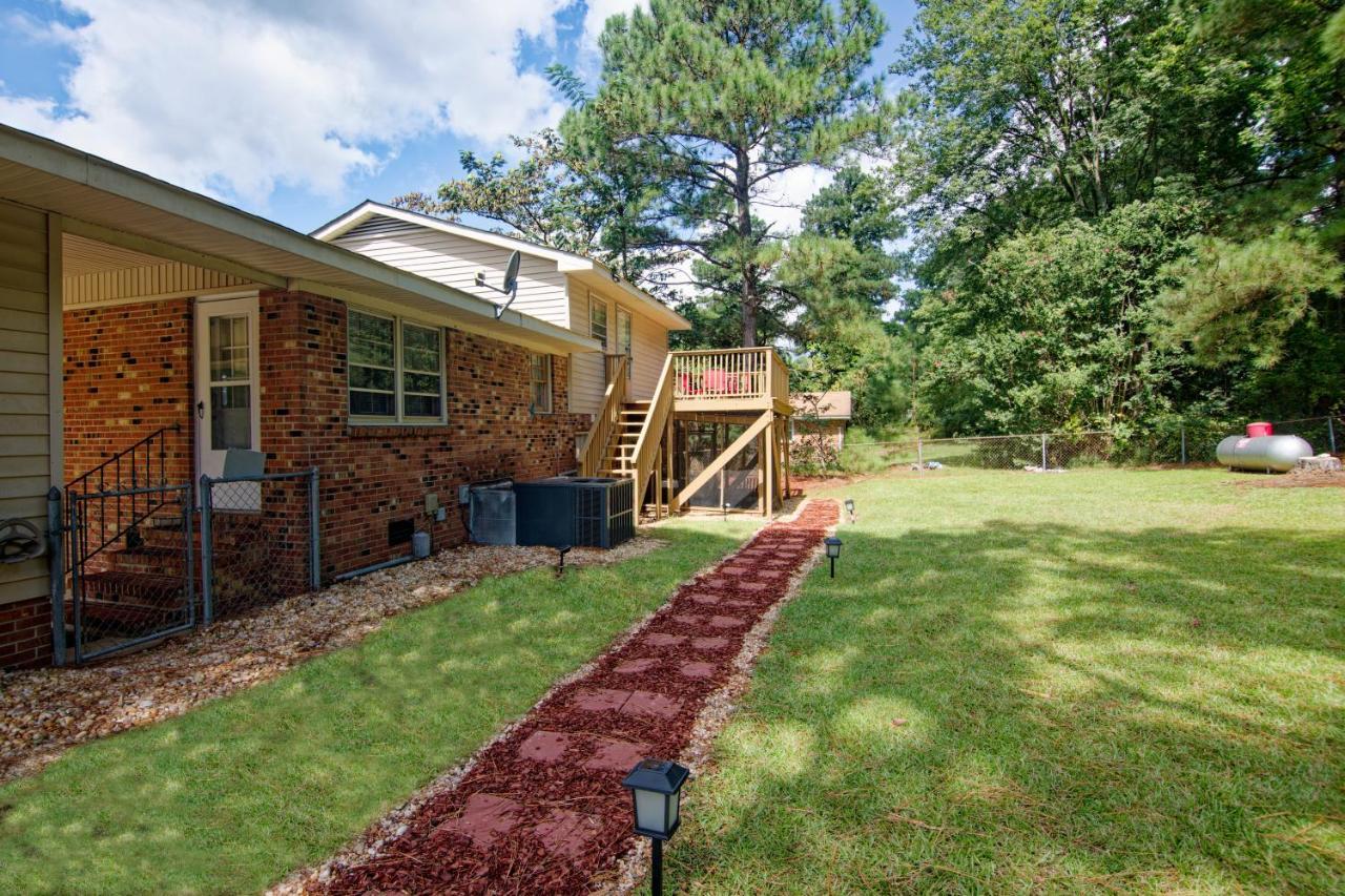 Pine Forest Zen Cottage - 10 Min To Fort Bragg 파예트빌 외부 사진